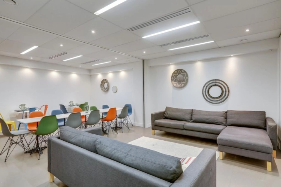 location bureaux Paris-2 de 81 m²- Photo4