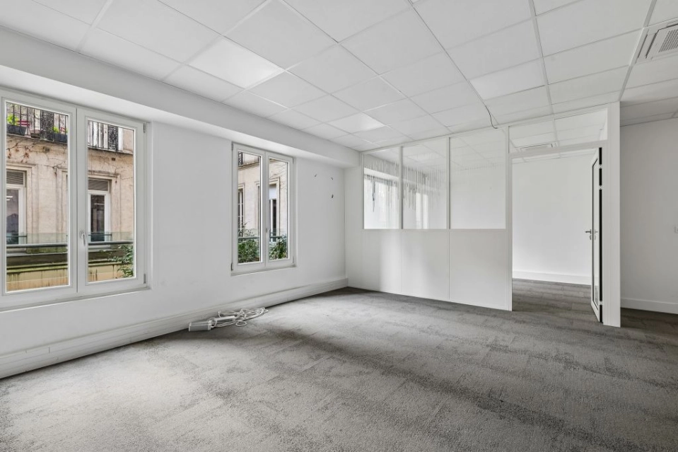 location bureaux Paris-8 de 128 m²- Photo4