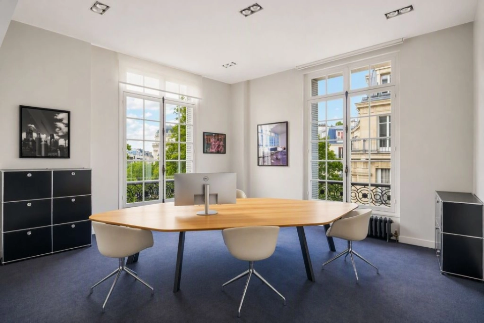 location bureaux Paris-16 de 367 m²- Photo4