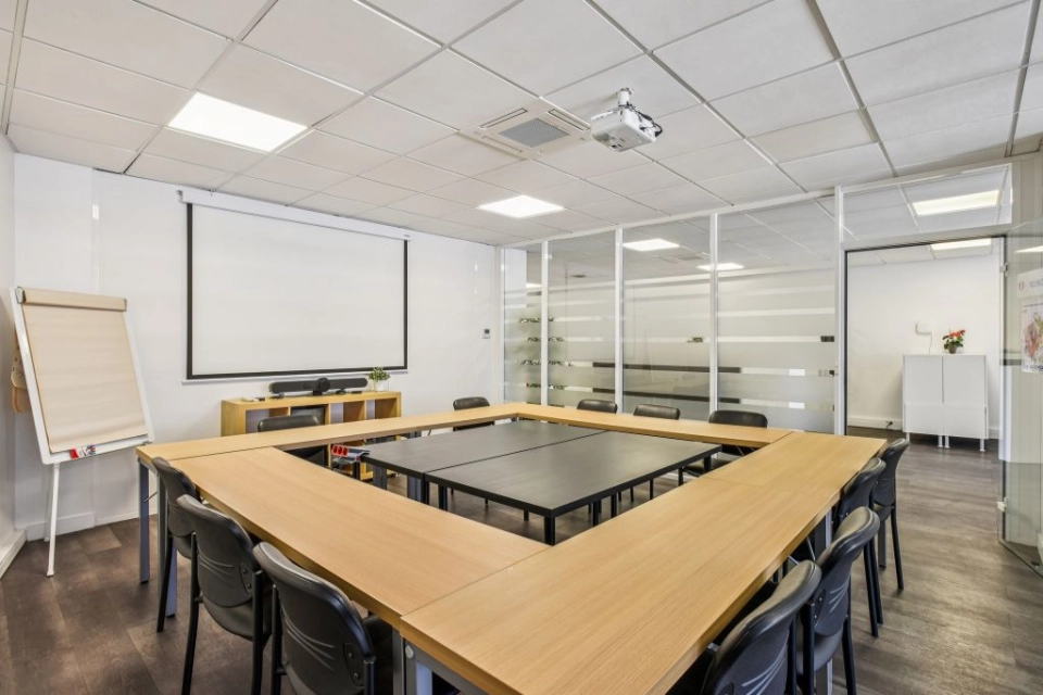 location bureaux Paris-4 de 160 m²- Photo4