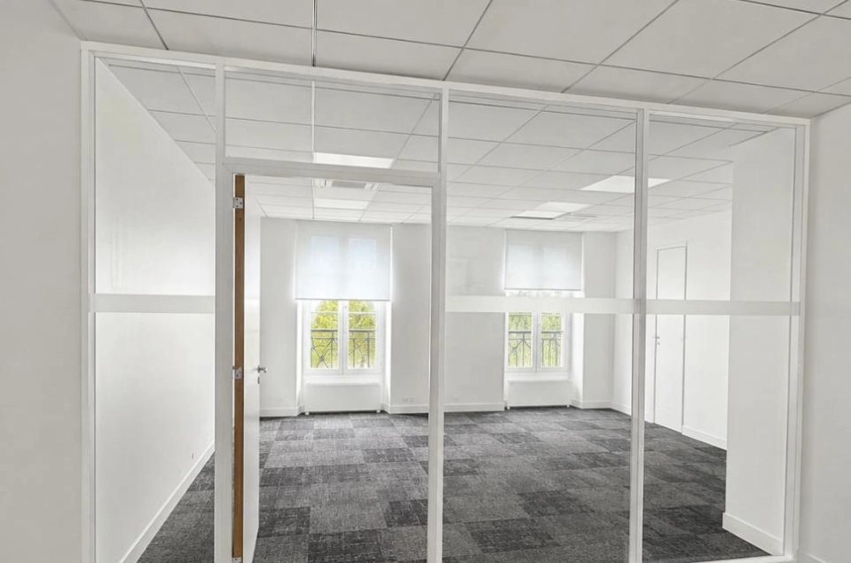location bureaux Paris-8 de 150 m²- Photo4