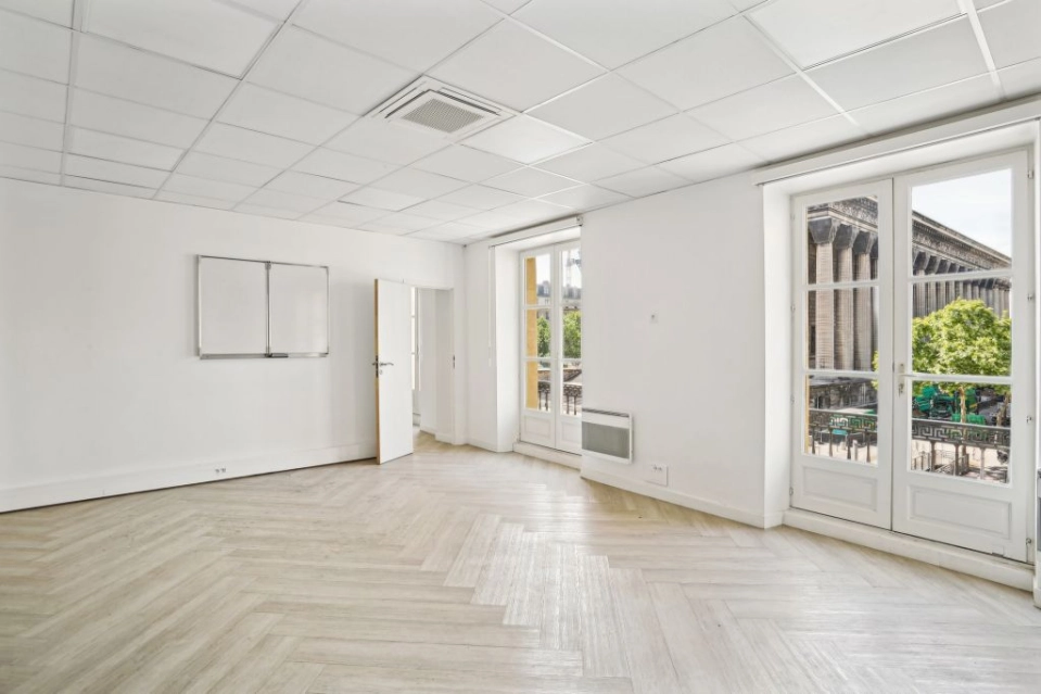 location bureaux Paris-8 de 300 m²- Photo4